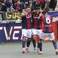 Bolonha arrasa Pisa com 10 jogadores