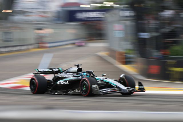 Russell vence sem concorrência no GP de Singapura