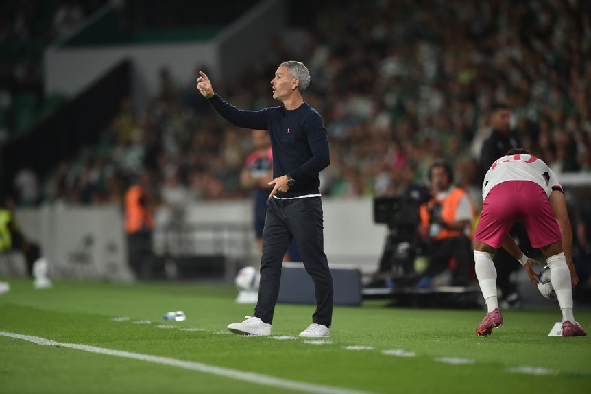 Carlos Vicens apelou à concentração para a deslocação a Bragança, este sábado, na 3.ª eliminatória da Taça de Portugal. (Foto Miguel Nunes)