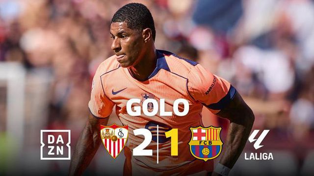 Rashford marca em cima do intervalo e dá esperança ao Barcelona