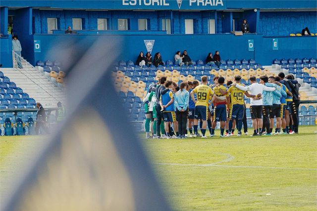 A boa qualidade do relvado do Estádio António Coimbra da Mota tem estado entre os melhores da Liga de futebol. Foto: Estoril Praia SAD