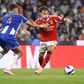Dedic, lateral-direito do Benfica, em fase do jogo com o FC Porto - Foto Miguel Lemos/Kapta+