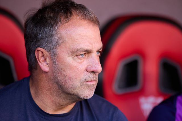 Flick apresentou a terceira média de idades mais baixa na história do Barcelona na Liga dos Campeões