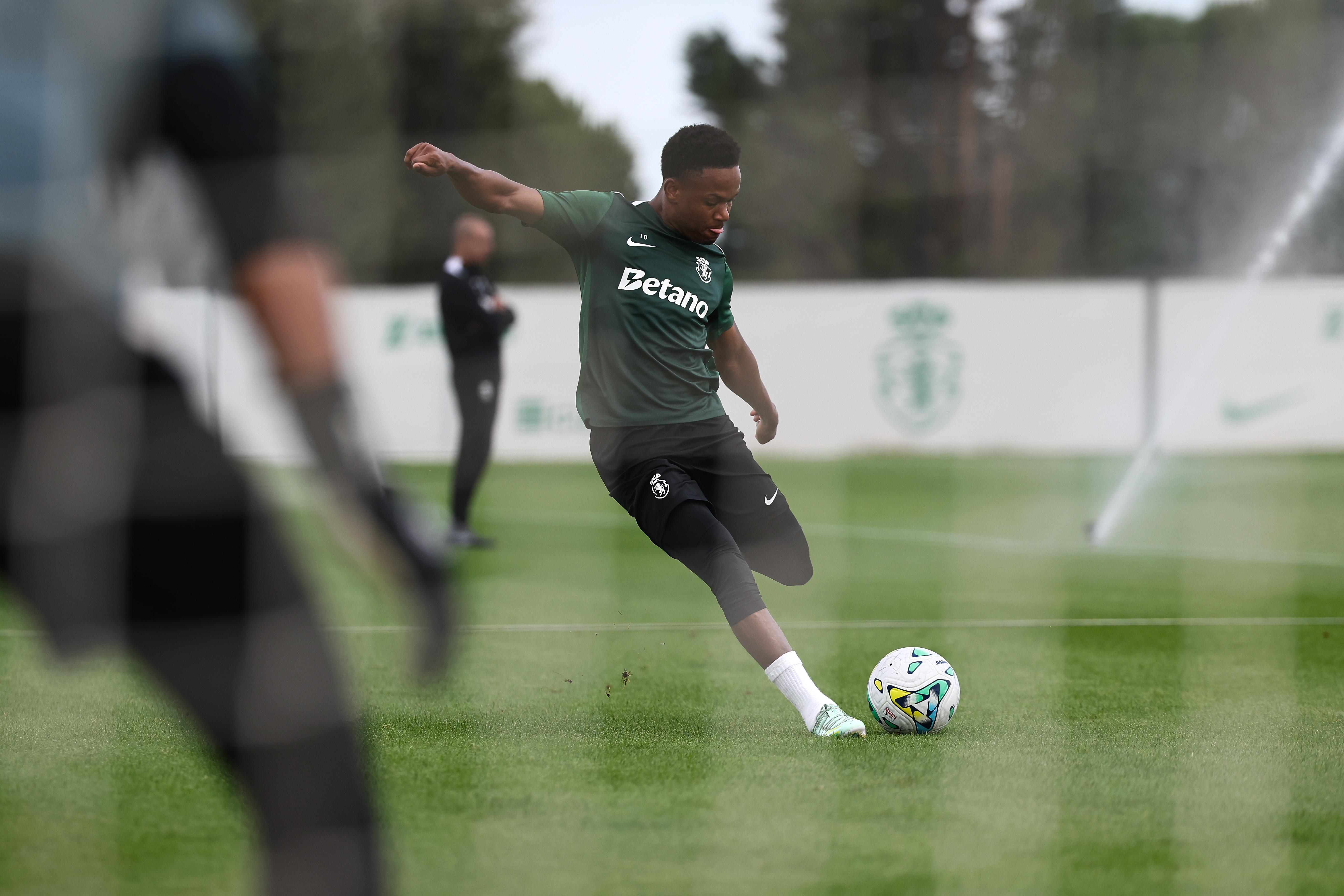 Geny Catamo no treino desta segunda-feira, em Alcochete - Foto: Sporting CP