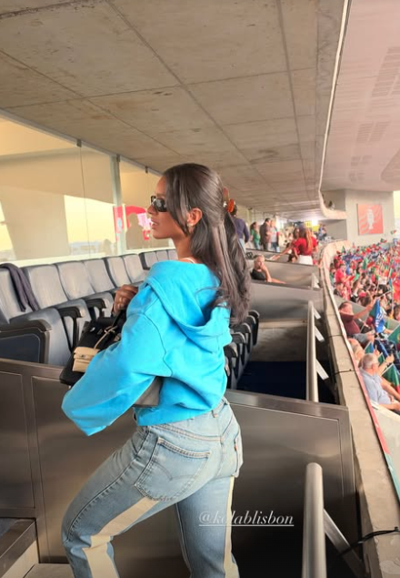 Thalyta Silva, namorada de Nuno Mendes, esteve no Dragão - Foto: Thalyta Silva/Instagram