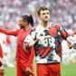 Muller partilhou balneário com Kane e Olise em 2024/25 - Foto: IMAGO