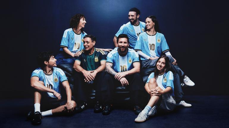 O último equipamento de Messi pela Argentina - foto: Adidas