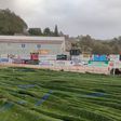 Tempestade destrói campo sintético de futebol em Pontevedra