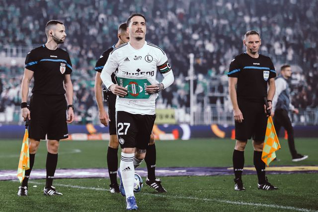 Josué decisivo na vitória do Légia