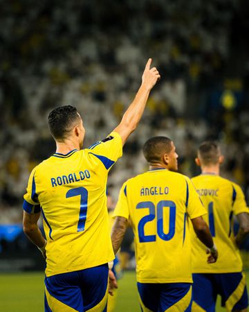 Golo de Cristiano Ronaldo na goleada do Al Nassr na Liga dos Campeões