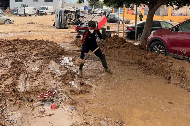 Camisola do Benfica conseguiu «um milagre» na tragédia de Valência