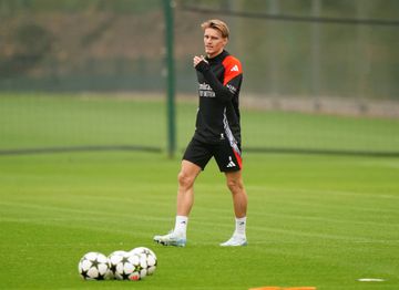 Boas notícias para Arteta: Odegaard regressa aos treinos