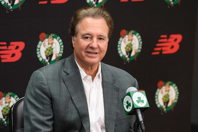 Steve Pagliuca quer controlar os Boston Celtics