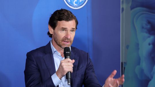 Villas-Boas promete «agir proativamente» no 'Caso dos Emails'