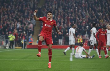 Liga dos Campeões: Luis Díaz e Liverpool destroem Leverkusen em Anfield