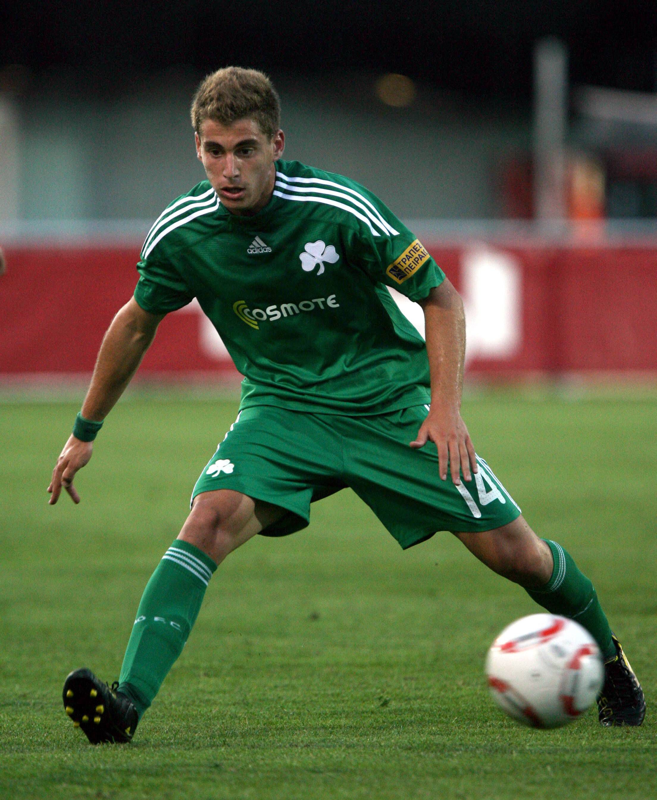 Charalampos Mavrias, Panathinaikos. Aos 16 anos, 7 meses e 29 dias, em 2010, entrou frente ao Rubin Kazan