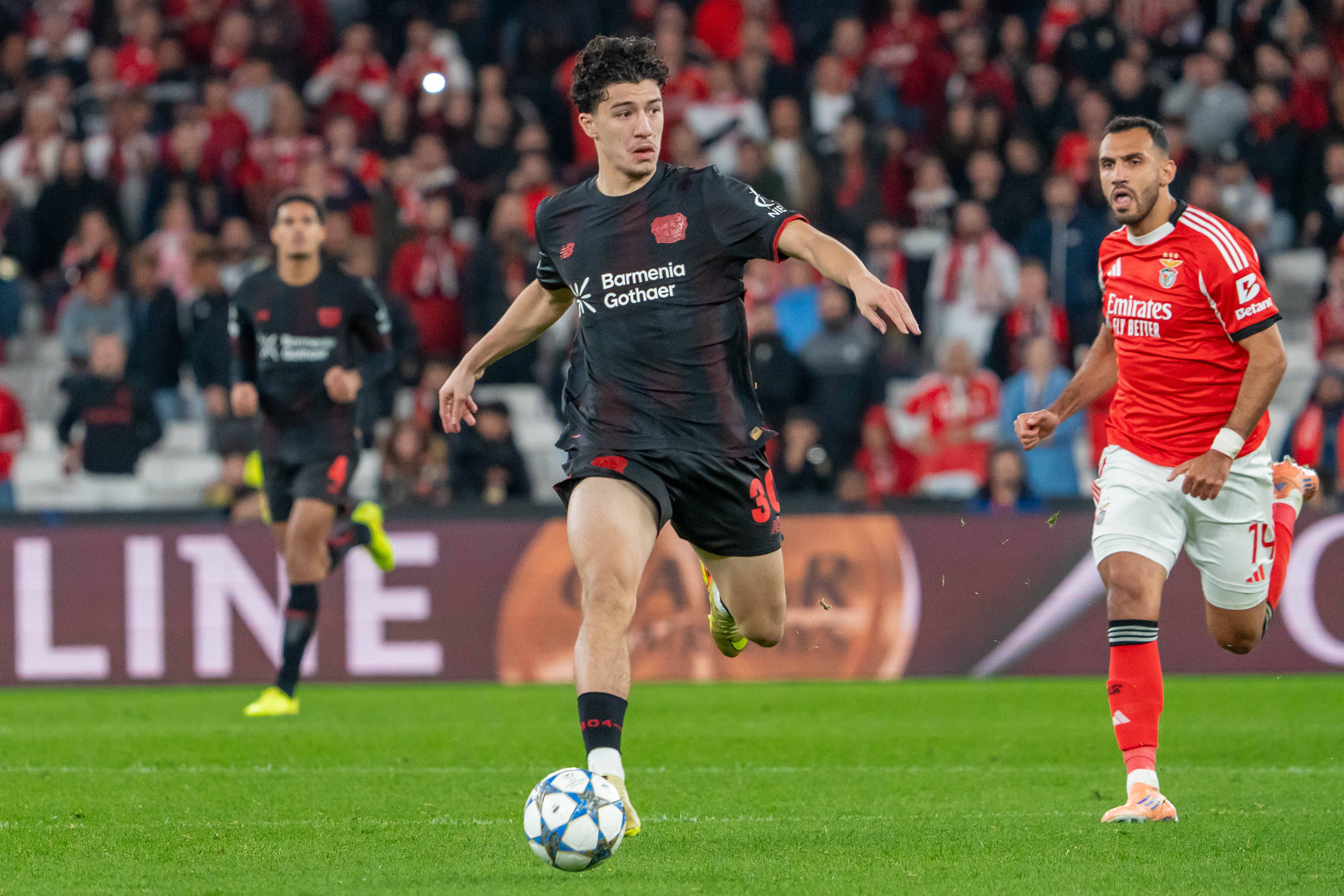 Ibrahim Maza durante o jogo diante do Benfica