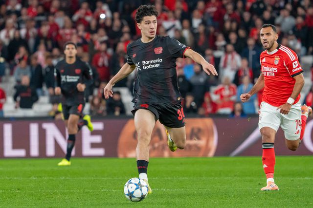 Ibrahim Maza durante o jogo diante do Benfica