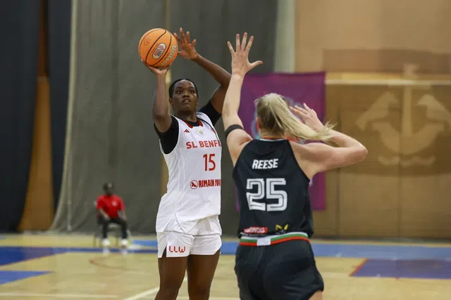 Letícia Soares foi a melhor jogadora do Benfica. Foto FIBA