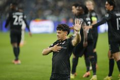 Festejo de Maxi Araújo frente à Juventus