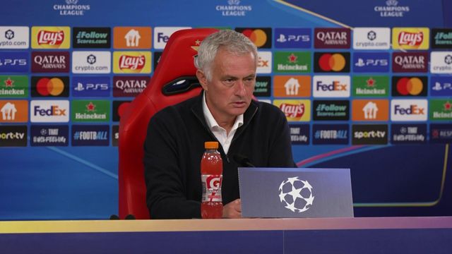 Mourinho defende Dahl e garante titularidade contra o Casa Pia