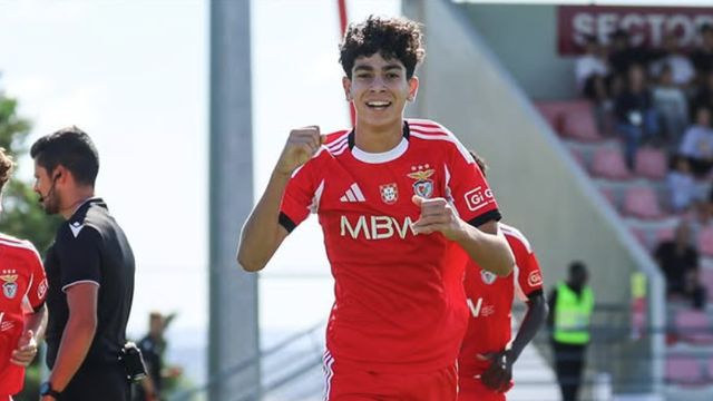 Lucas Moraes festejando um golo pelo Benfica - Instagram/Lucas Moraes
