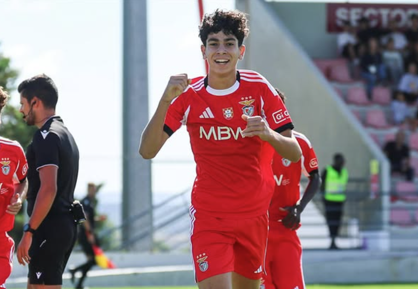 Lucas Moraes representa o Benfica - instagram @lucasmmoraes