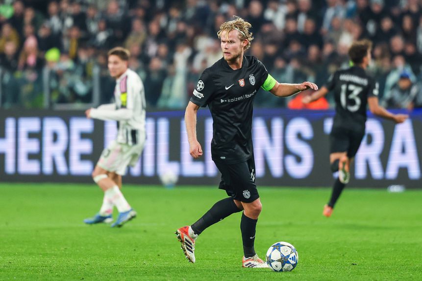 Morten Hjulmand, capitão do Sporting em Turim, em jogo da Champions com a Juventus