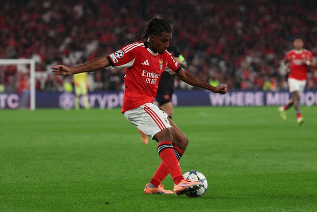 Leandro Barreiro pode surgir atrás de Pavlidis - Foto: IMAGO