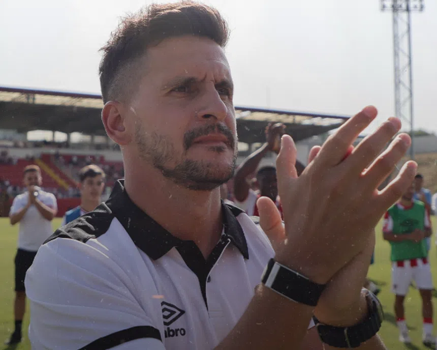 Leixões em choque! Treinador cai fulminado