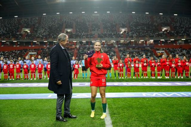 Tatiana Pinto distinguida pela 100.ª internacionalização