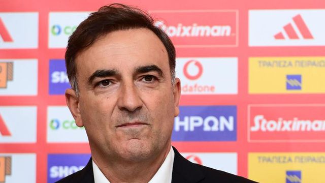 João Carvalho fala da curta passagem de Carvalhal pelo Olympiakos