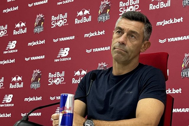 «Pedro Caixinha? Estamos a tratar da extensão de contrato para 2025»
