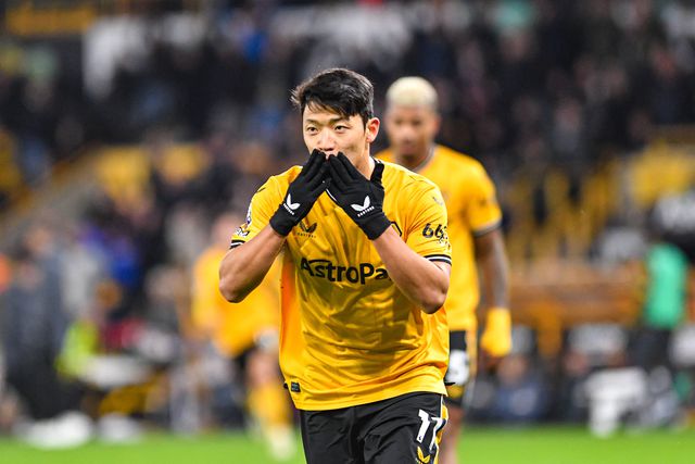 Com ajuda portuguesa, Wolverhampton volta às vitórias