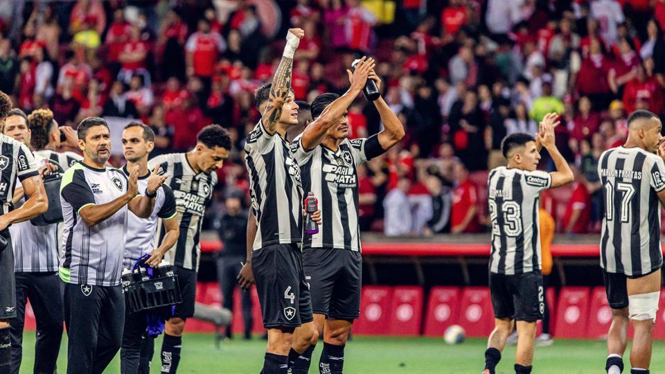 Botafogo com sorte? São Paulo vai rodar equipa no ‘jogo do título’