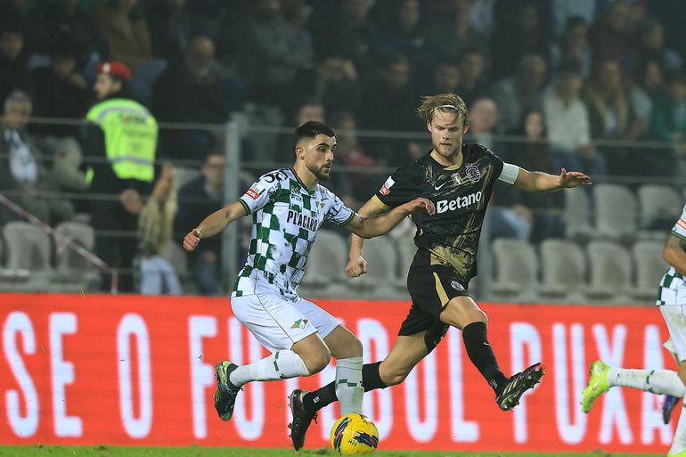 Rúben Ismael, médio do Moreirense, está de regresso às opções de César Peixoto para a receção ao Aves SAD
