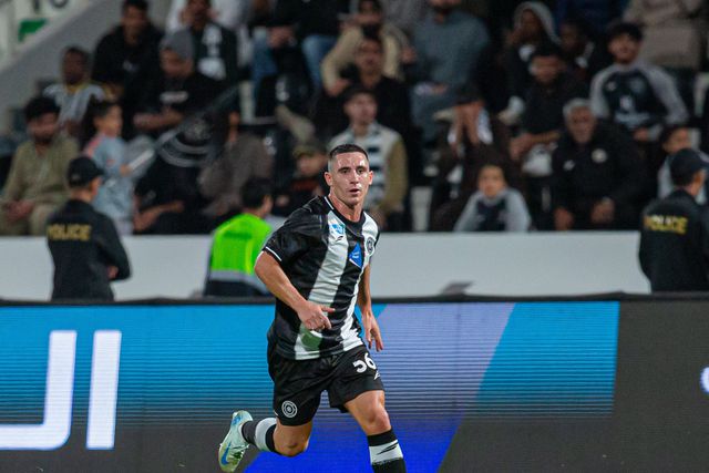 Assistência de Podence não evita nova escorregadela de Vítor Pereira