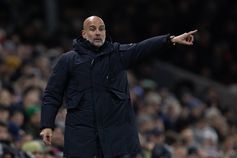 Pep Guardiola, treinador do Manchester City