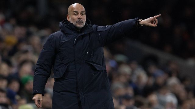 Pep Guardiola, treinador do Manchester City