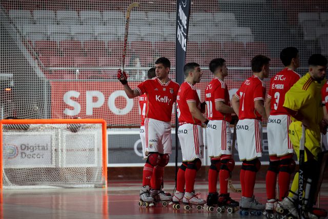 Benfica chega aos 10 na goleada sobre o Famalicense