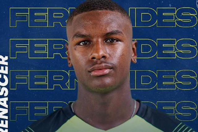 Lens pondera avançar por Rafael Fernandes