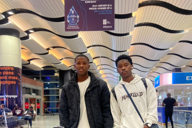 Sporting recebe Abdou Gassama e Alpha Diallo à experiência