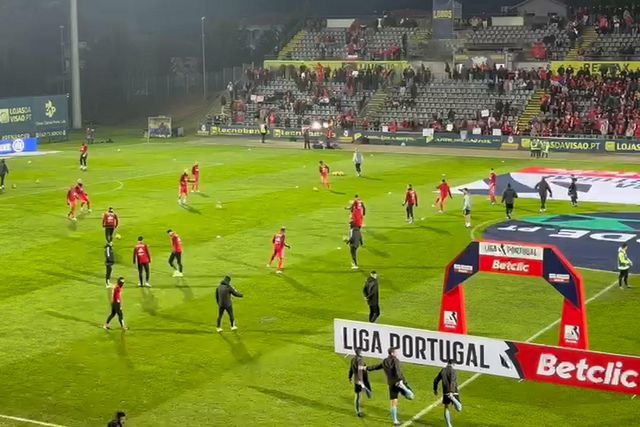 Está assim o ambiente antes do Arouca-Benfica