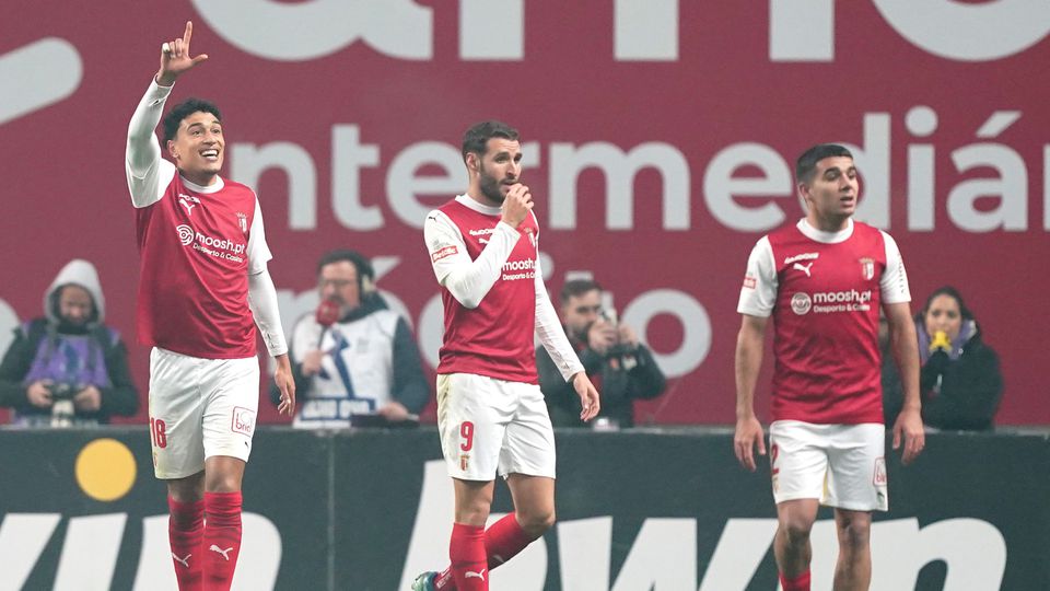 VÍDEO: O golo que dá vantagem ao SC Braga no dérbi do Minho