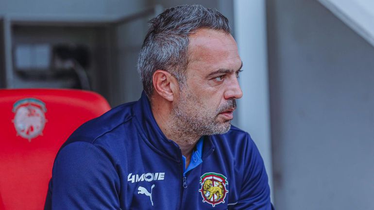 Oliveirense empata Marítimo com golo ao cair do pano