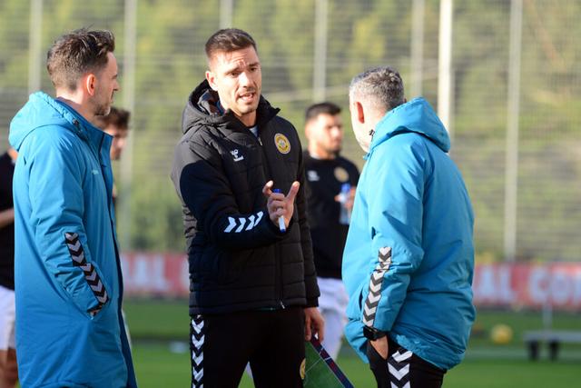 Tiago Margarido orienta o Nacional desde a temporada passada @CDNacional)