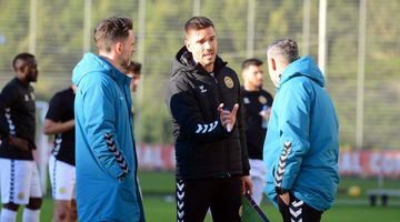 Soumaré falha treino do Nacional devido à entrada dura de Rodrigo Mora