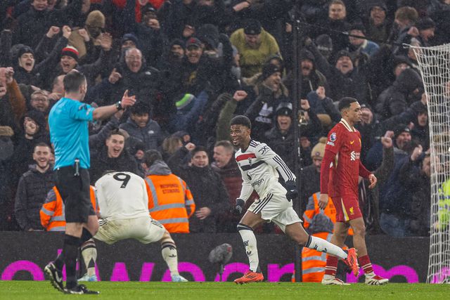 Amad Diallo salvou um ponto ao Man. United nos minutos finais diante do Liverpool, em Anfield