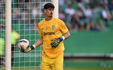 Sporting vai mexer na baliza e há um clube que quer Kovacevic