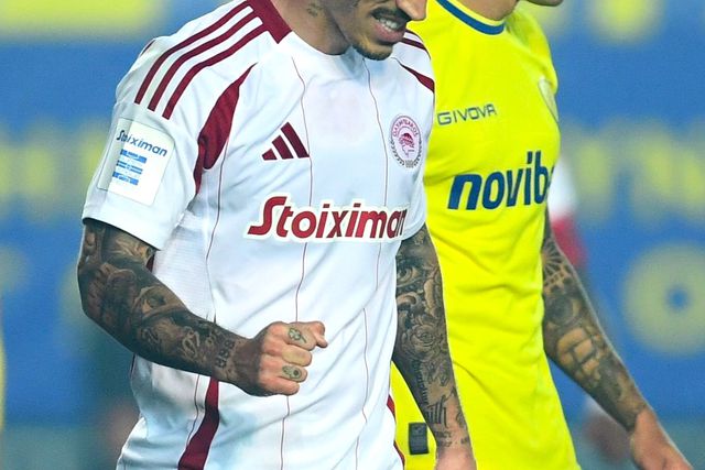 Chiquinho marca e Olympiakos tira Rui Vitória da liderança